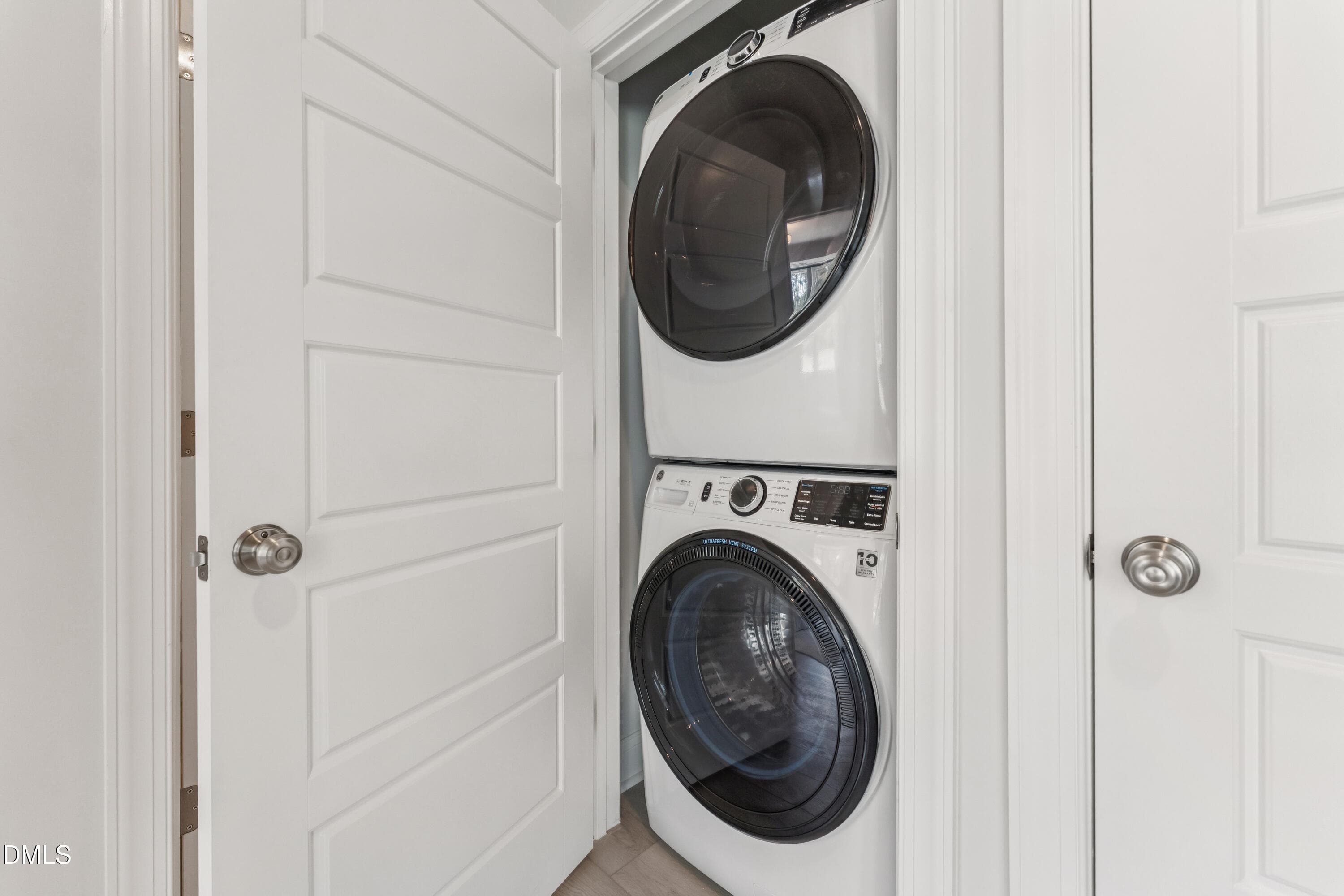 Laundry - 10562 Bailey Branch Drive 101, Raleigh, NC 27614, Raleigh