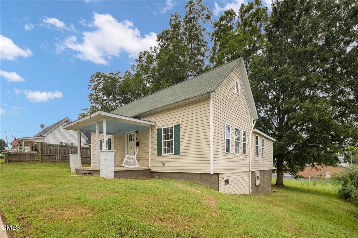 08-6 - 206 S Ellington Street, Clayton, NC 27520, Clayton