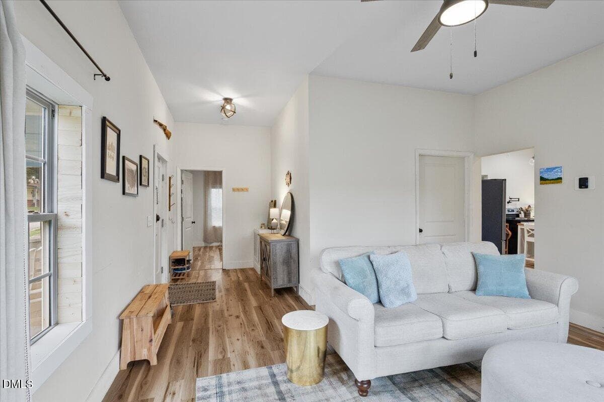15-13 - 206 S Ellington Street, Clayton, NC 27520