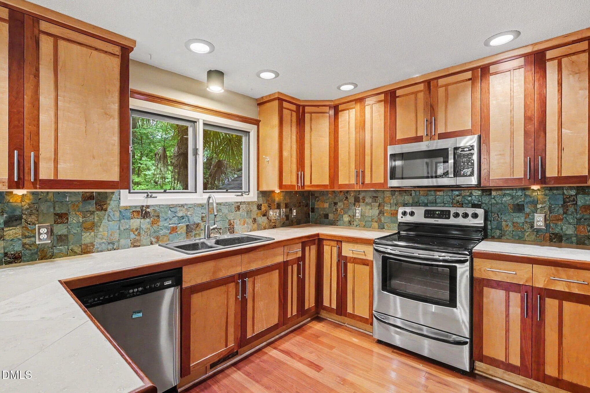 010_file_1888 - 814 Lake Forest Drive, Raleigh, NC 27615, Raleigh