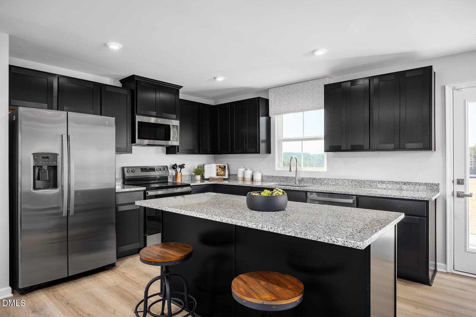 03 kitchen(3) - 8467 Ladybug Drive, Bailey, NC 27807