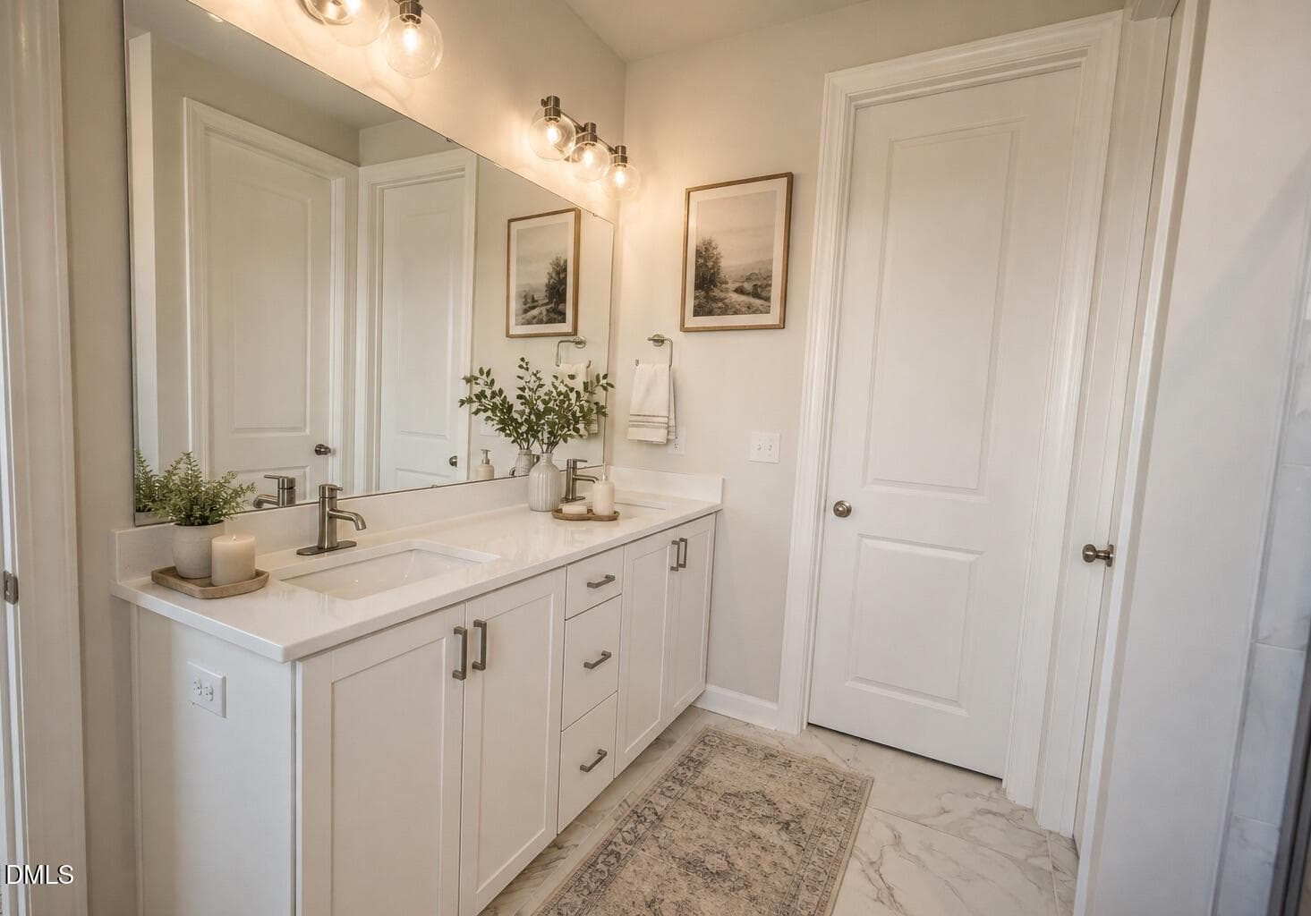 4713PRIMARYBATH - 4713 Cypress Tree Lane, Raleigh, NC 27612, Raleigh