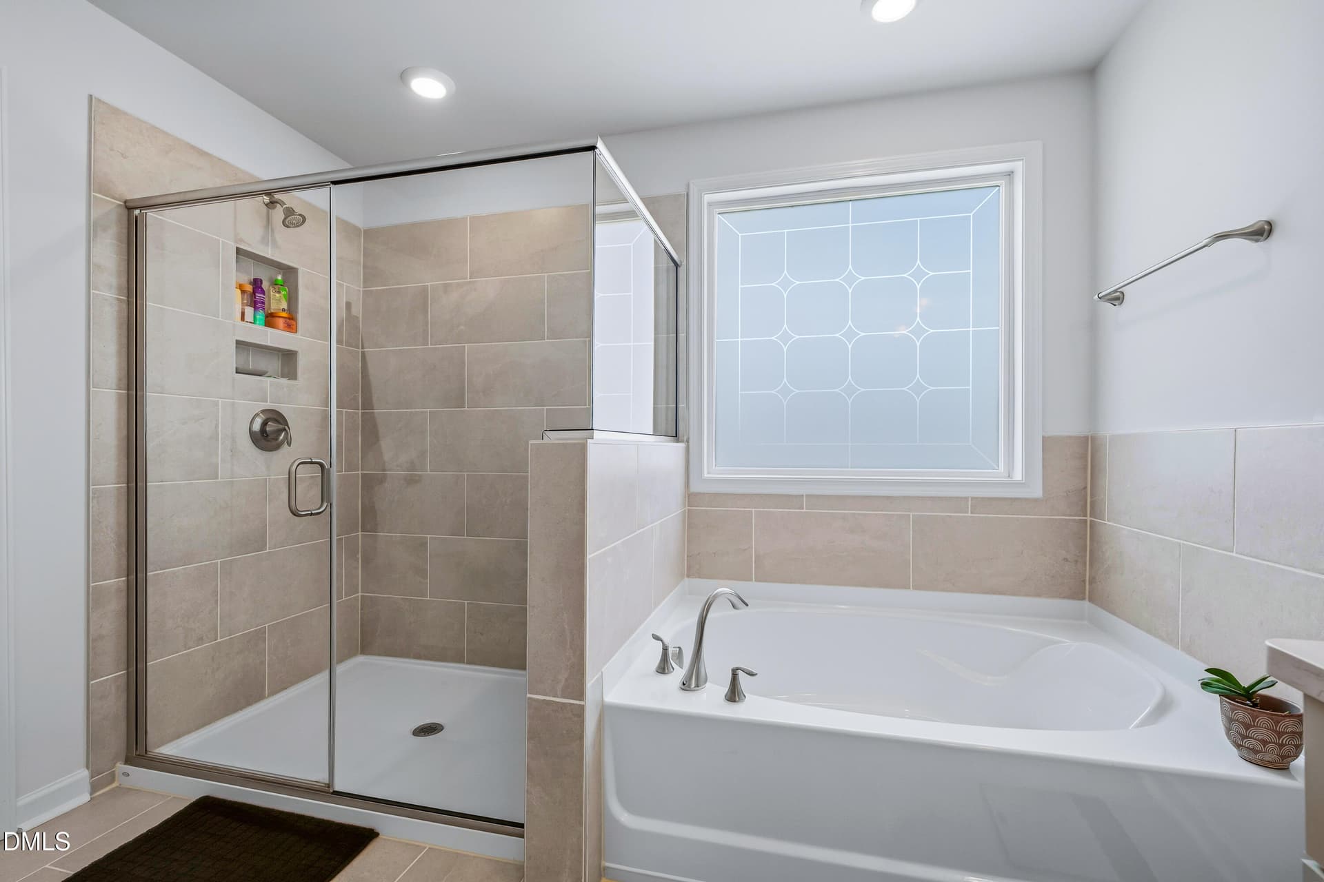 735 Andrade Dr_34 - 735 Andrade Drive, Fuquay Varina, NC 27526