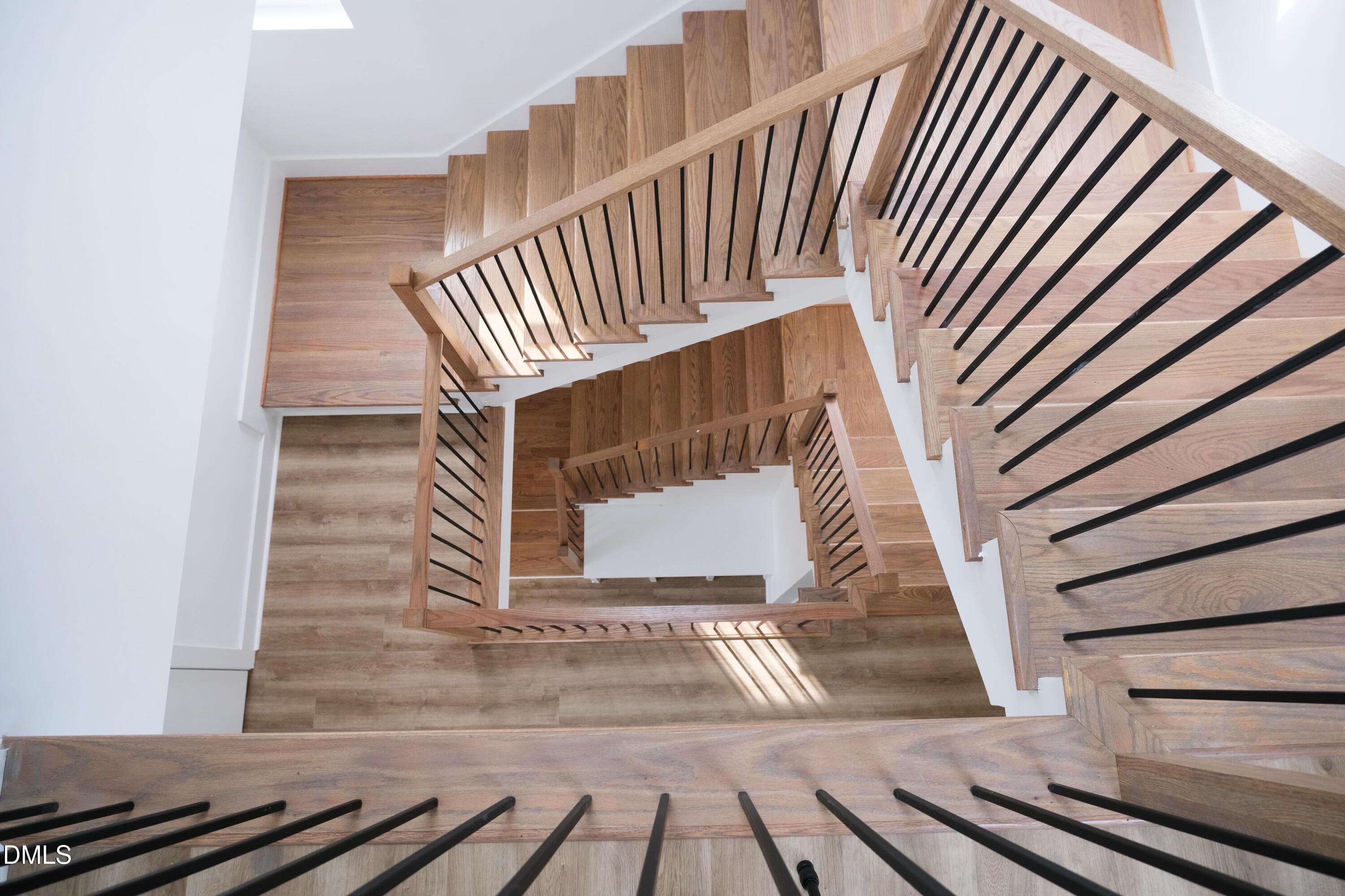 Stair 7 - 320 S Tarboro Street, Raleigh, NC 27610