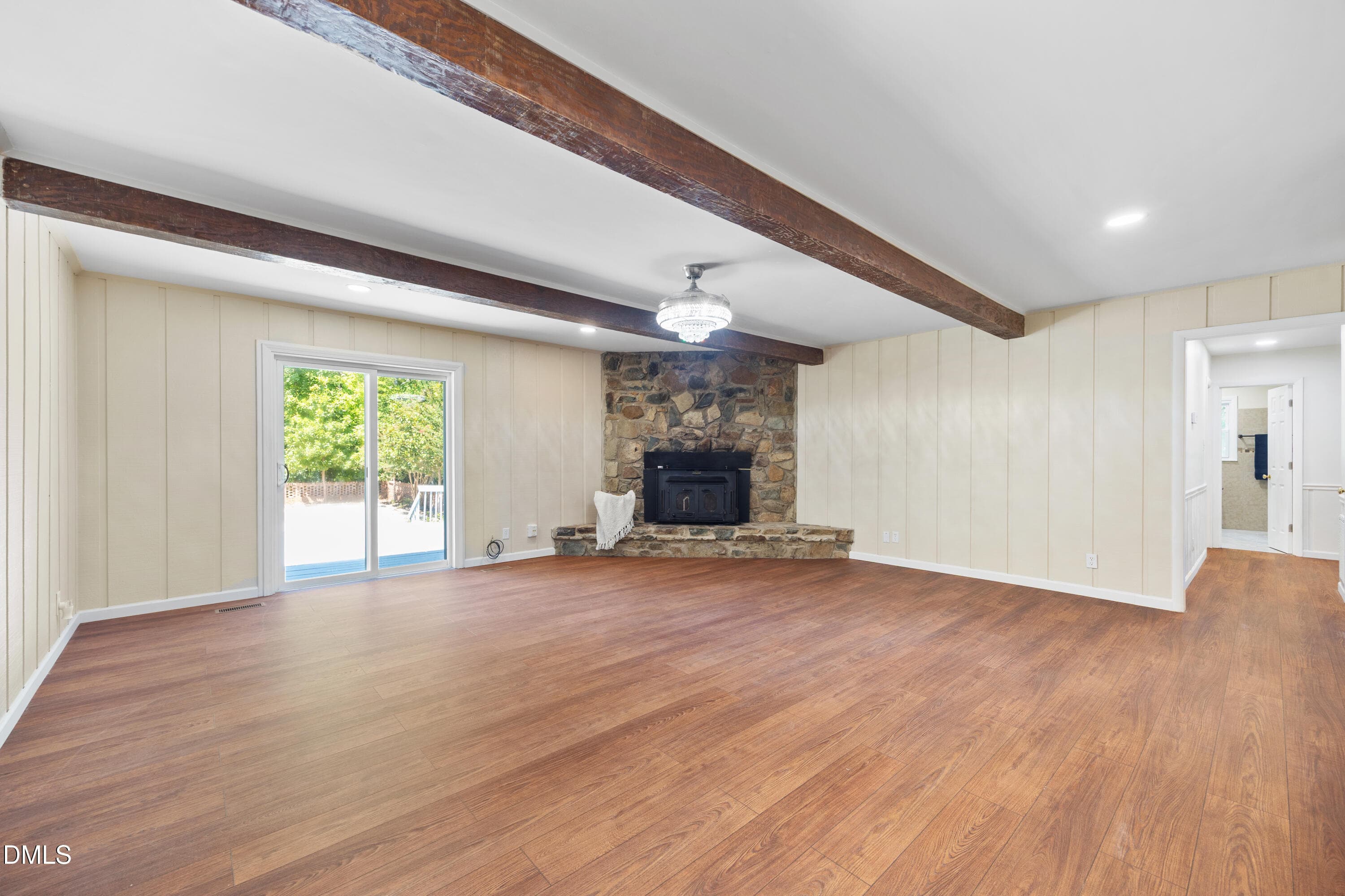 Living 3 (2) - 1208 Hatch Road, Chapel Hill, NC 27516, Chapel Hill