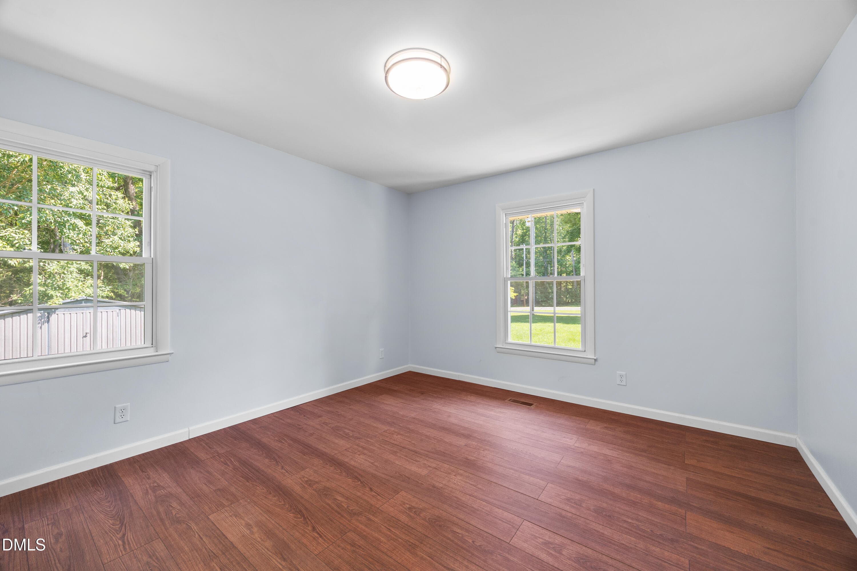 First bed (1) - 1208 Hatch Road, Chapel Hill, NC 27516, Chapel Hill