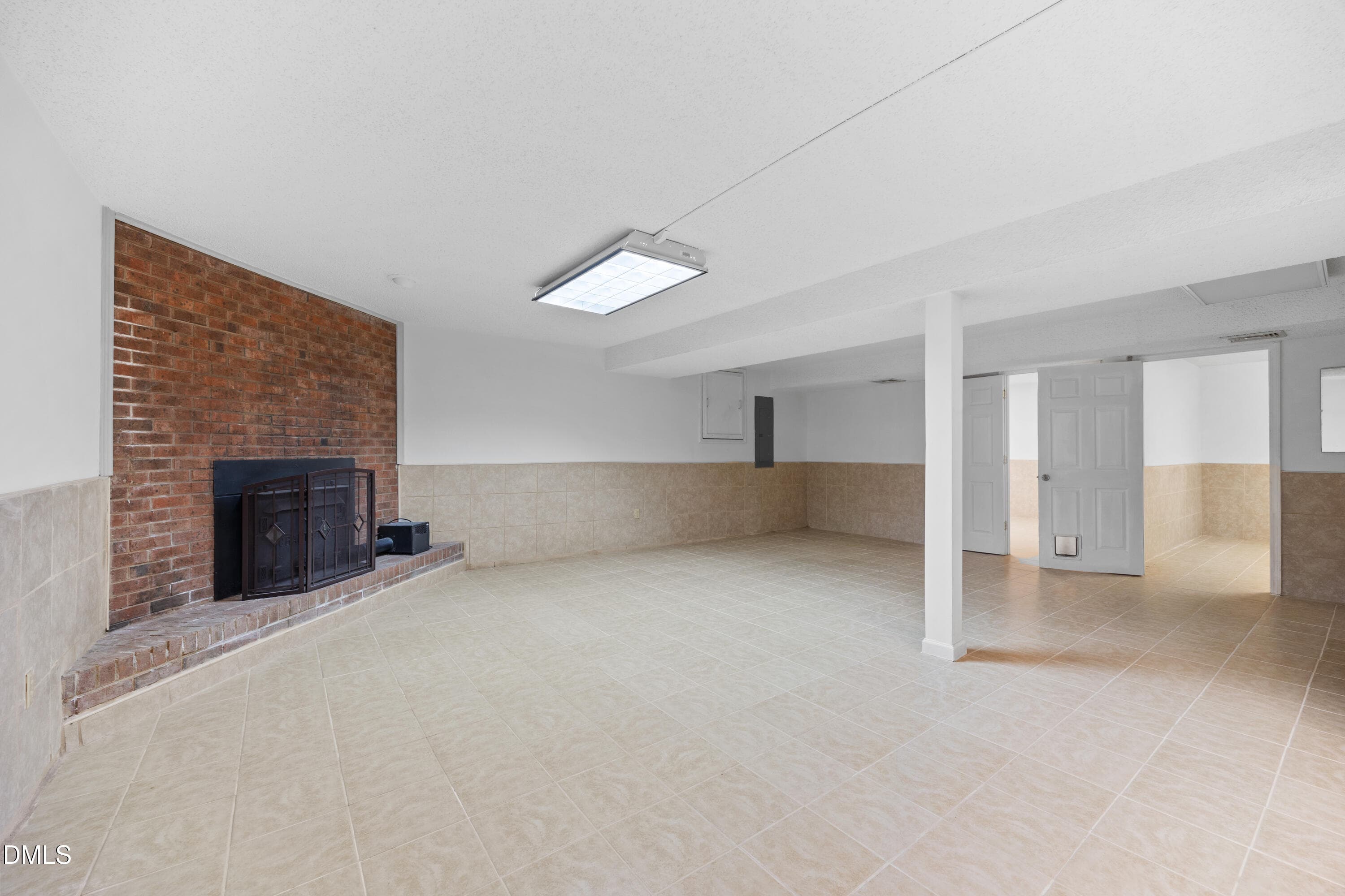 Basement 5 - 1208 Hatch Road, Chapel Hill, NC 27516, Chapel Hill