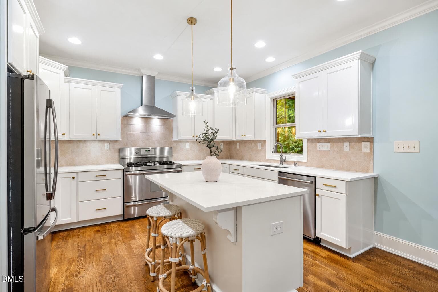 New Quartz Countertops - 343 Dark Forest Drive, Chapel Hill, NC 27516, Chapel Hill