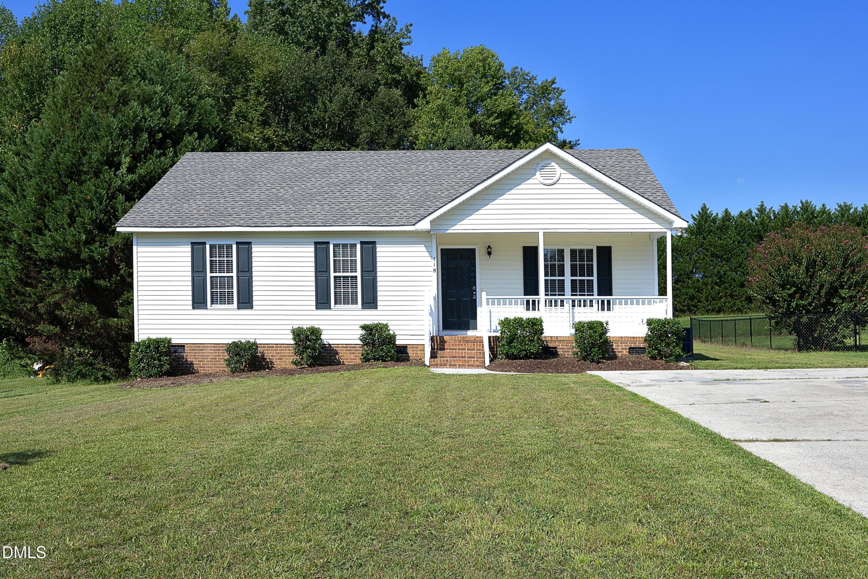 118 Mckenzie Circle, Clayton, NC 27520