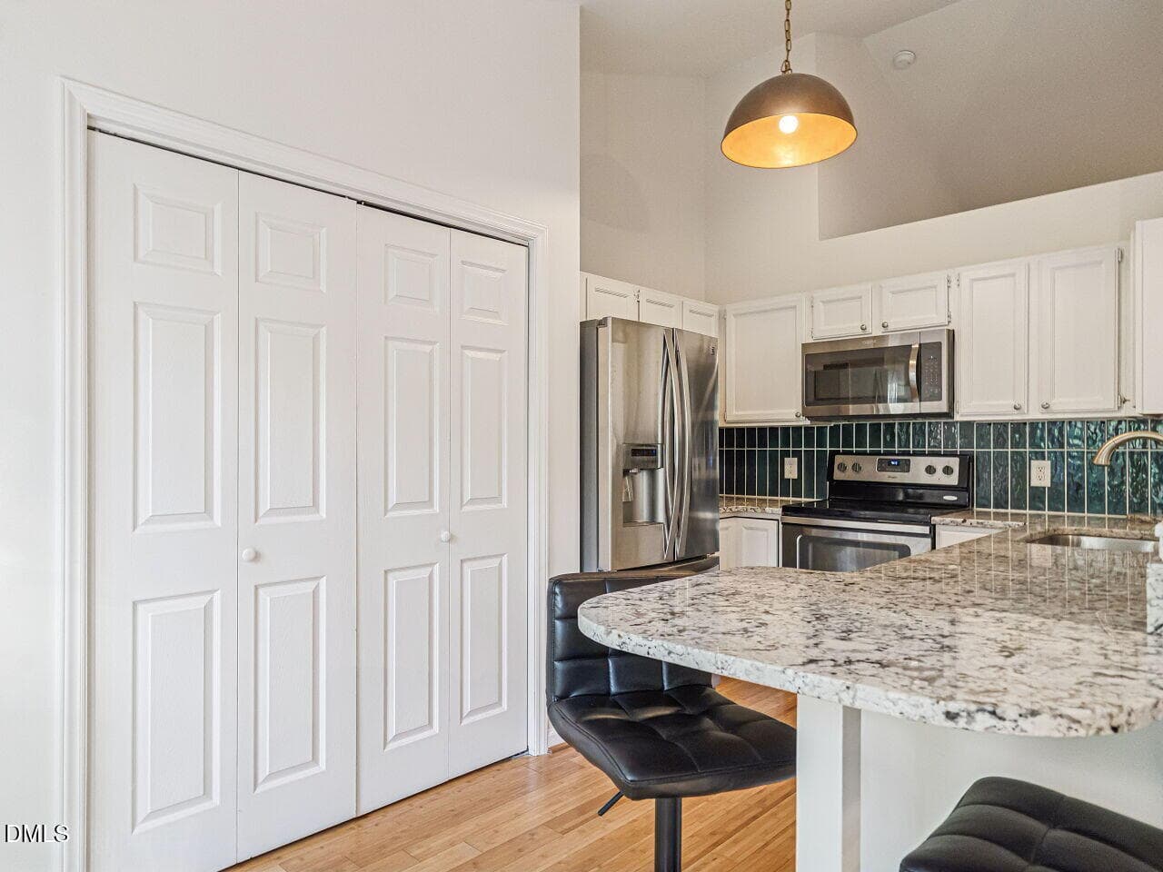 016-1280x960-kitchen - 108 Carrousel Lane, Cary, NC 27513