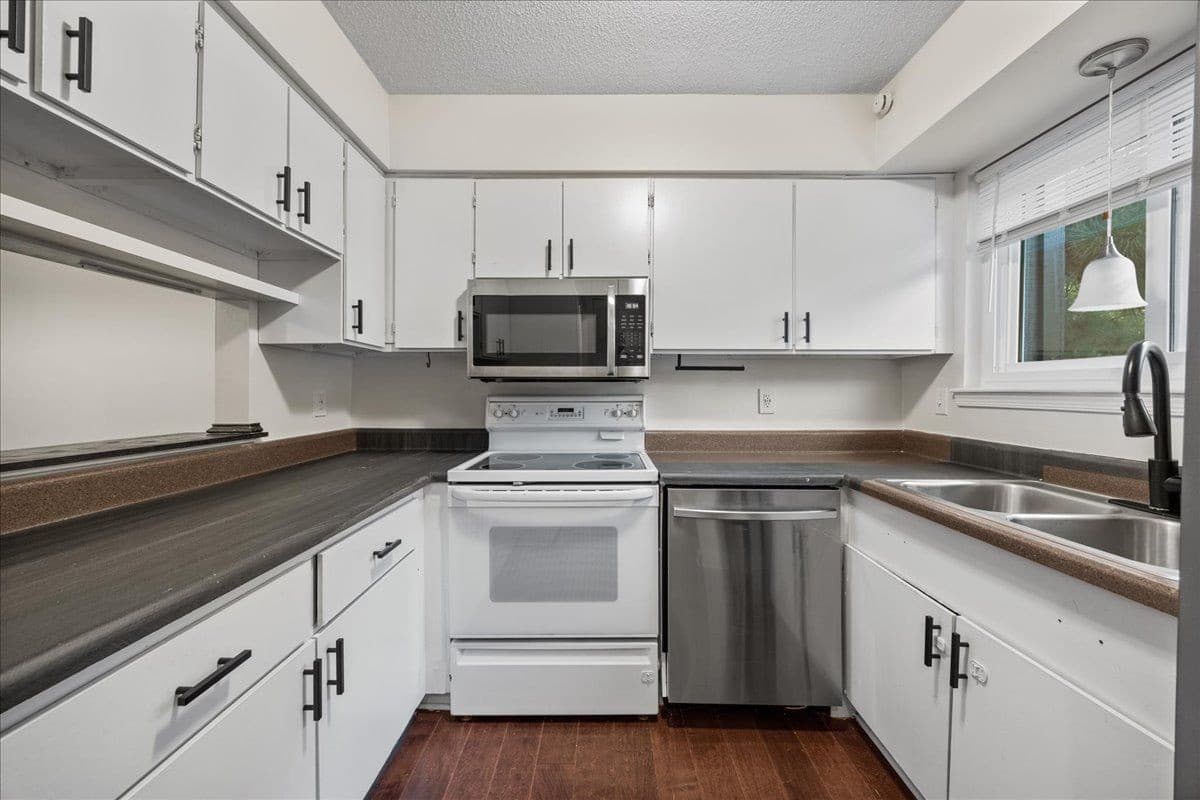 07-2A1A8130.jpg - 4271 Lake Ridge Drive, Raleigh, NC 27604, Raleigh