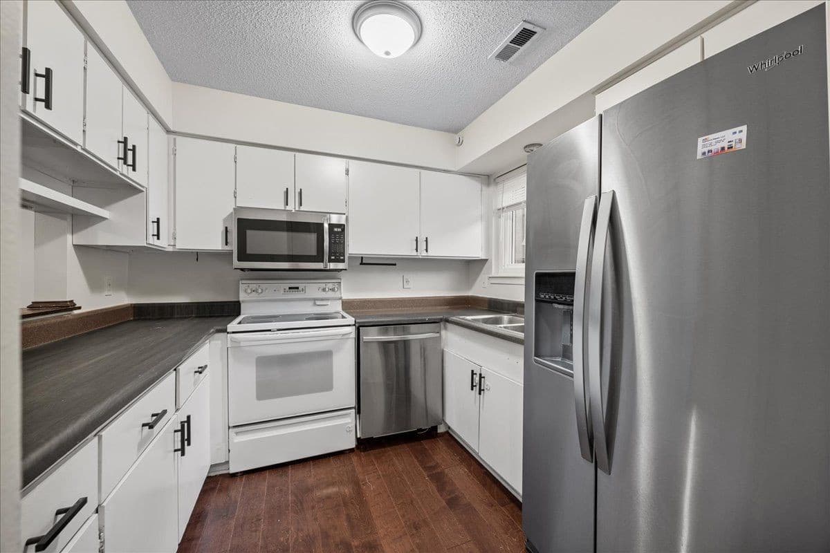 08-2A1A8133.jpg - 4271 Lake Ridge Drive, Raleigh, NC 27604, Raleigh