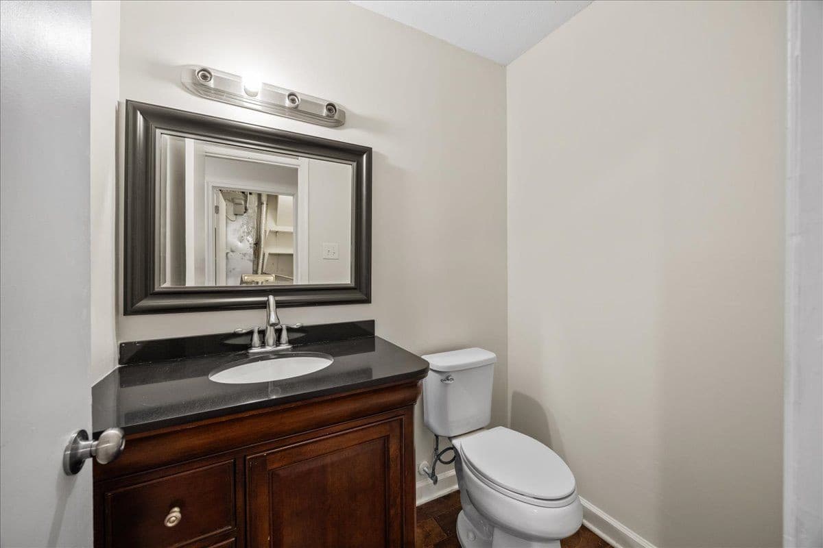 09-2A1A8136.jpg - 4271 Lake Ridge Drive, Raleigh, NC 27604, Raleigh
