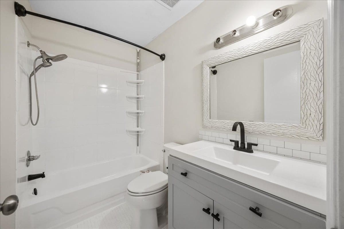 05-2A1A8124.jpg - 4271 Lake Ridge Drive, Raleigh, NC 27604, Raleigh