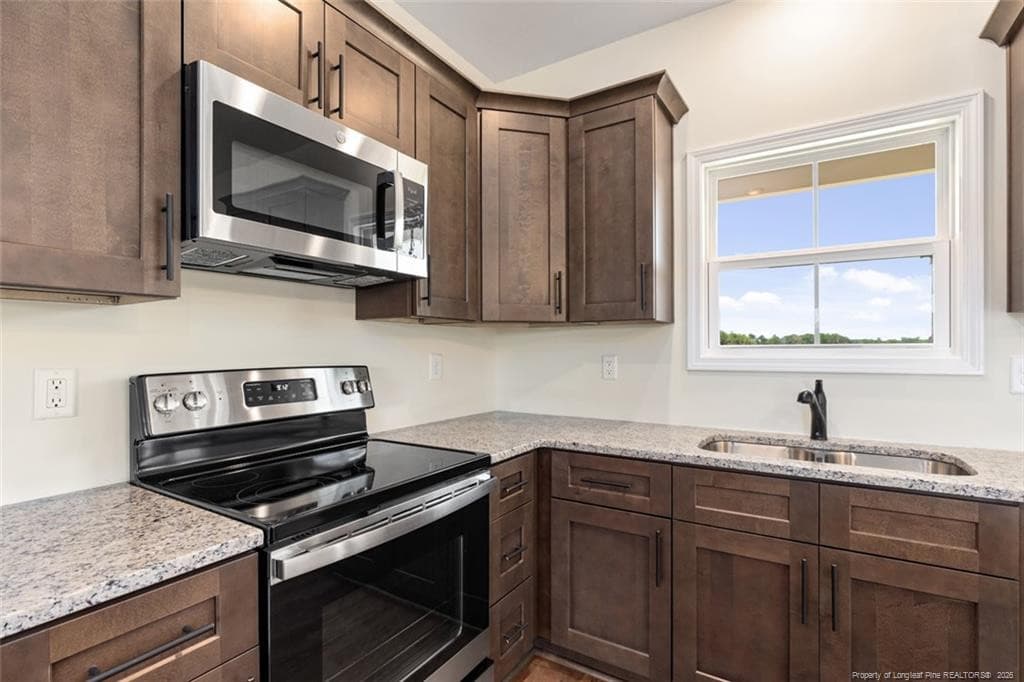 Photo 5 - 310 Libby Lane, Pinebluff, NC 28373