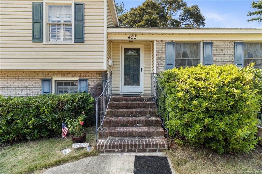 Photo 4 - 453 Bay Shore Drive, Fayetteville, NC 28311, Fayetteville
