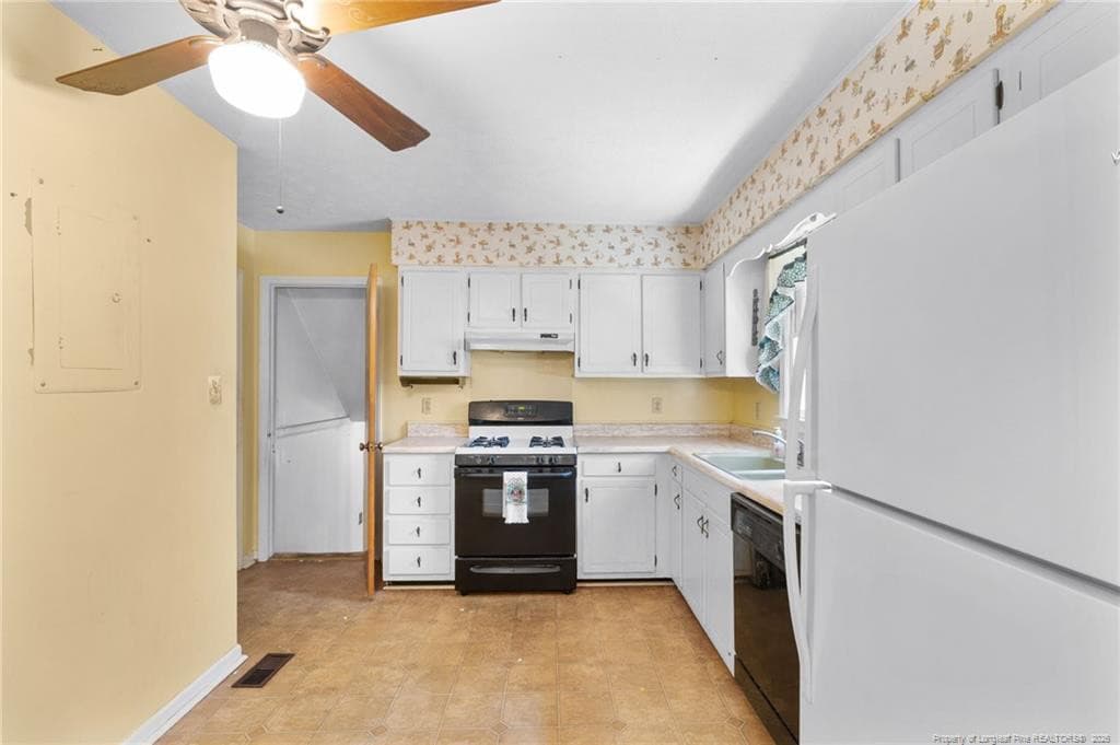Photo 10 - 453 Bay Shore Drive, Fayetteville, NC 28311, Fayetteville
