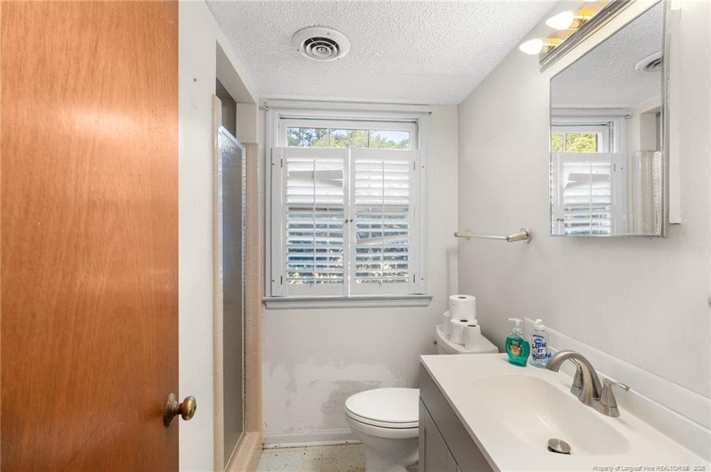 Photo 26 - 453 Bay Shore Drive, Fayetteville, NC 28311, Fayetteville