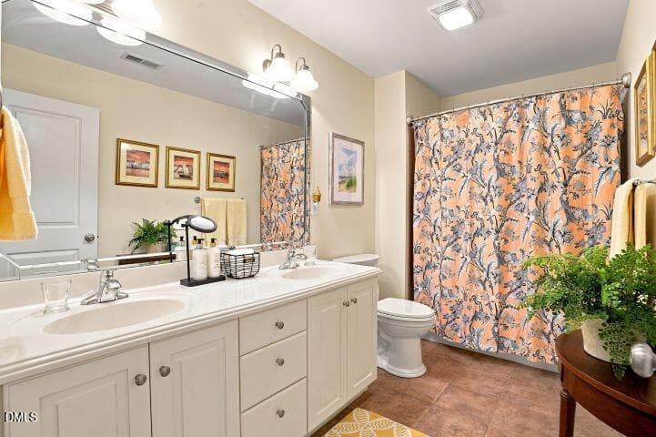 Full Bath - 4008 Townes Court N, Wilson, NC 27896