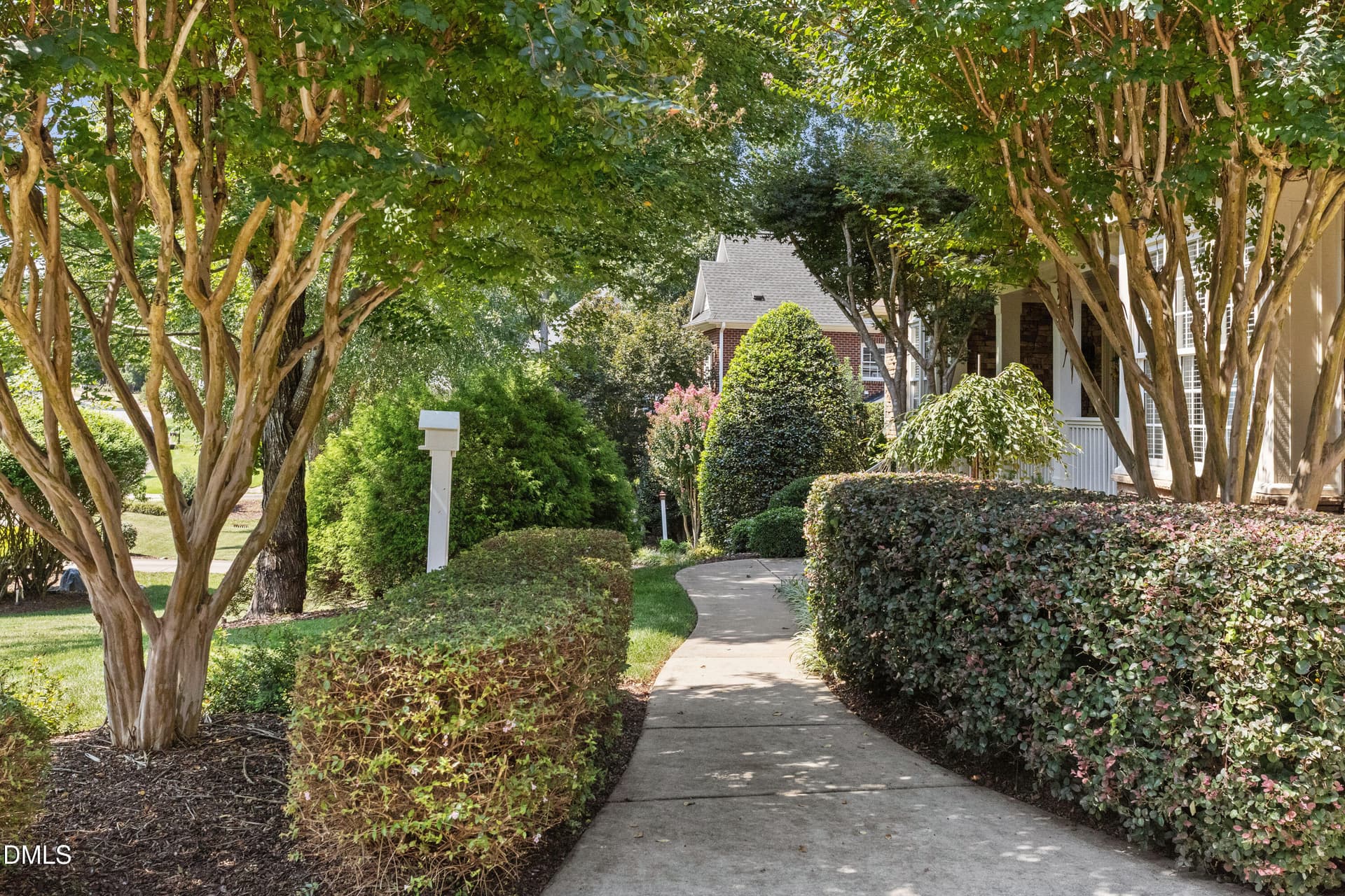 Community Amenities - 3720 Grandbridge Drive, Apex, NC 27539