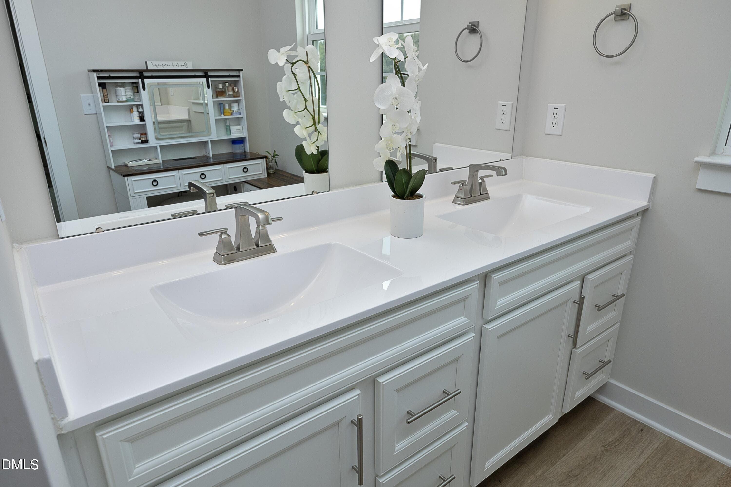 24BathCabinets - 1056 Chevy Park Landing, Wendell, NC 27591, Wendell