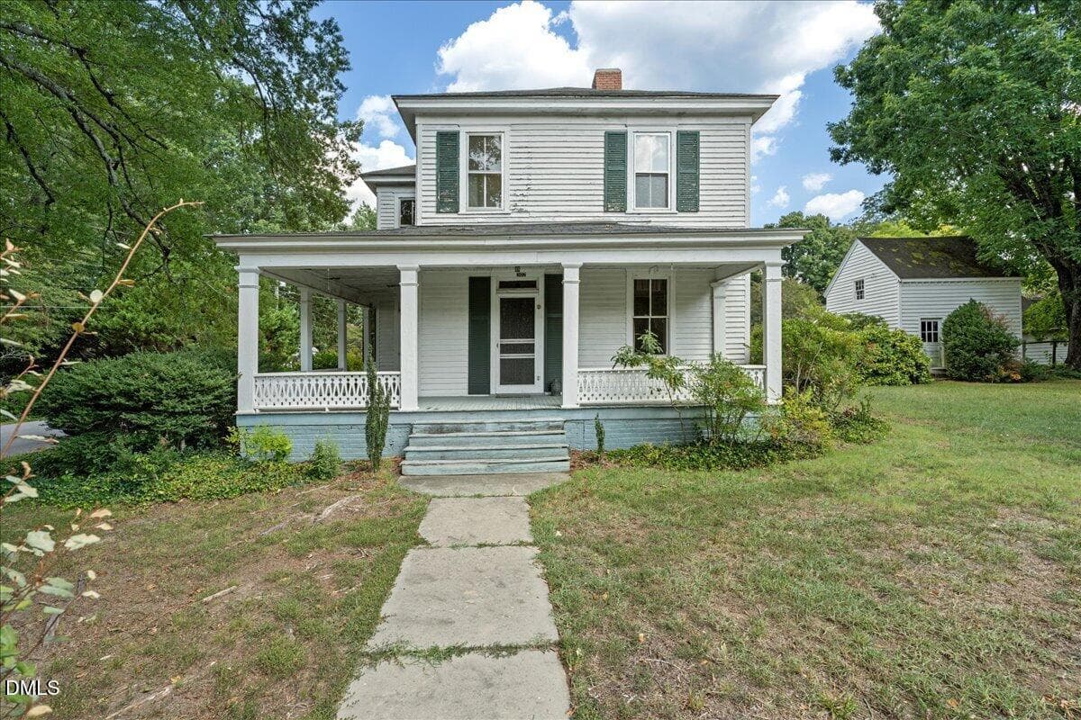 302 Halifax Street, Warrenton, NC 27589
