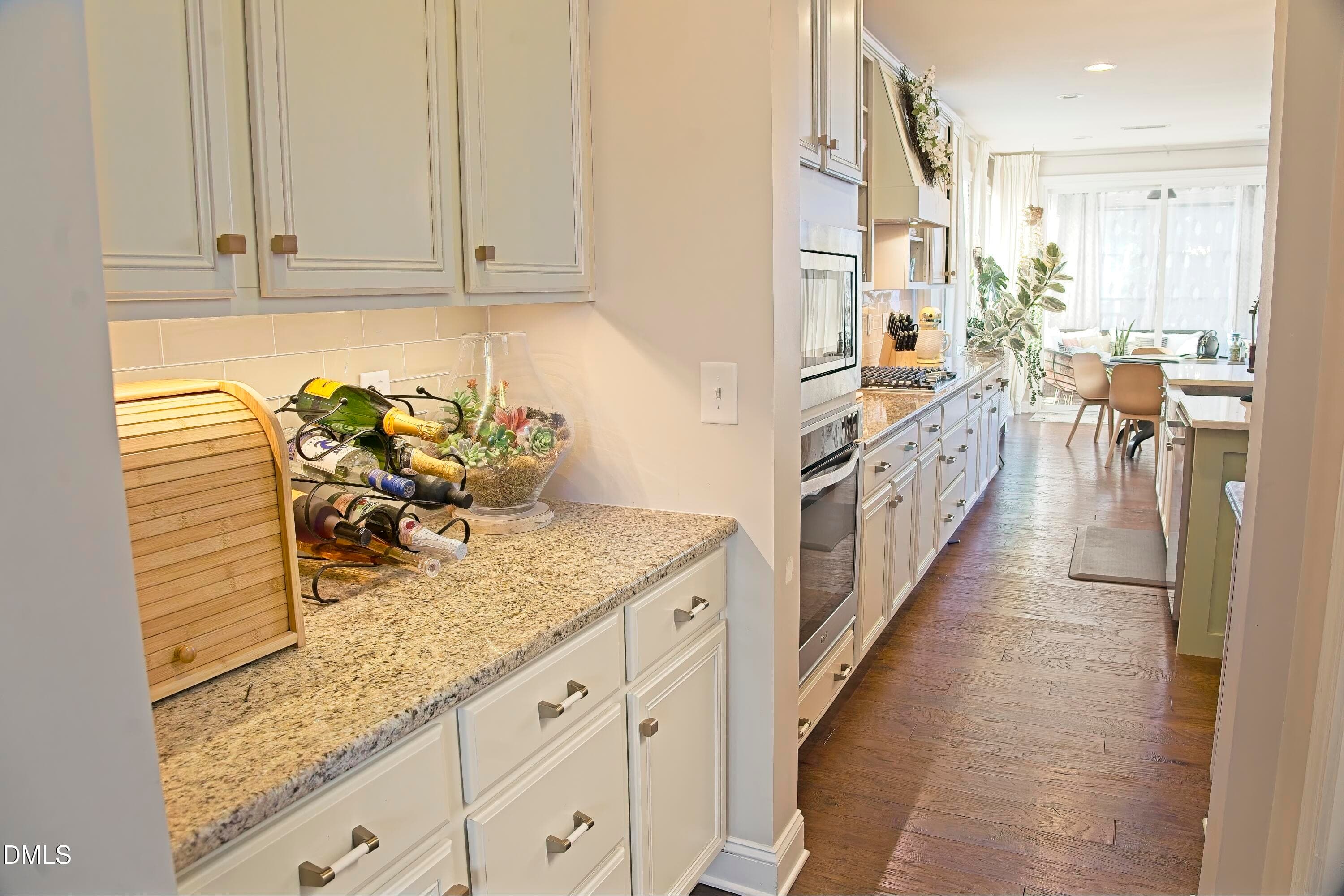 201KingOak_06_Butlers_Pantry - 201 King Oak Street, Holly Springs, NC 27540, Holly Springs