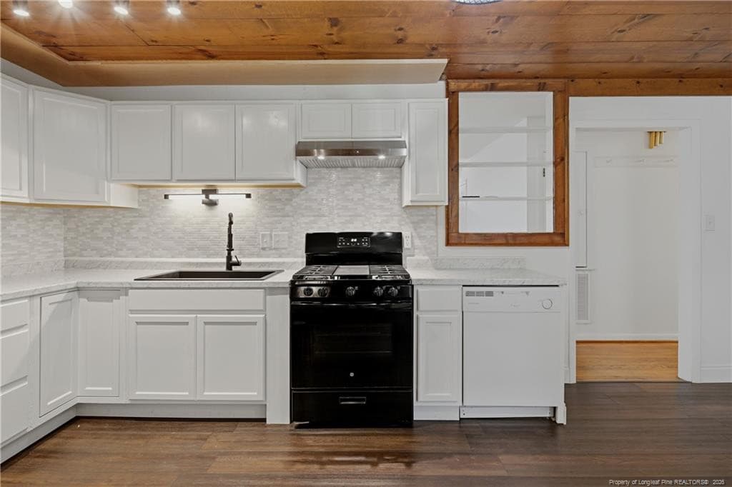 Photo 15 - 547 Farmview Drive, Fayetteville, NC 28311, Fayetteville