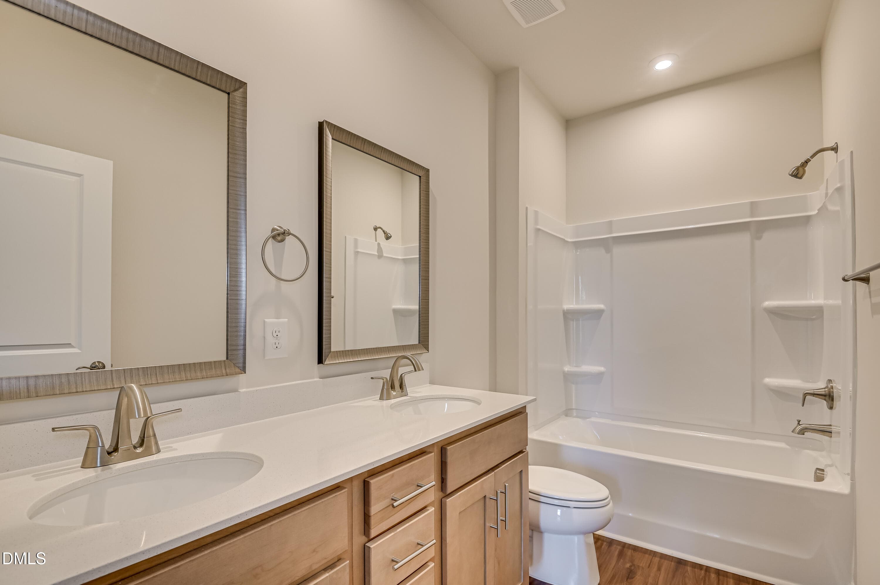 P_AGS_FRG_Easton_INT_ FBTH - 105 King Tucks Way, Four Oaks, NC 27524, Four Oaks