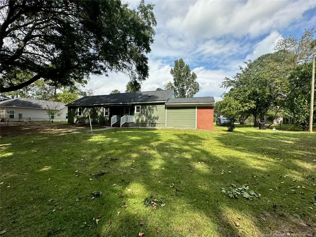 Photo 5 - 506 Stetson Street, Clinton, NC 28323