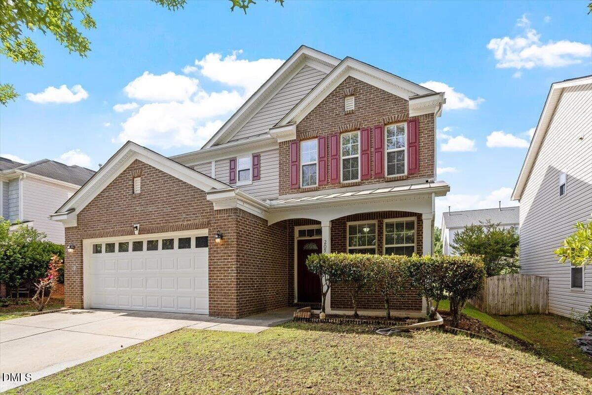 03-205 Amacord Way [3047892]_03 - 205 Amacord Way, Holly Springs, NC 27540, Holly Springs