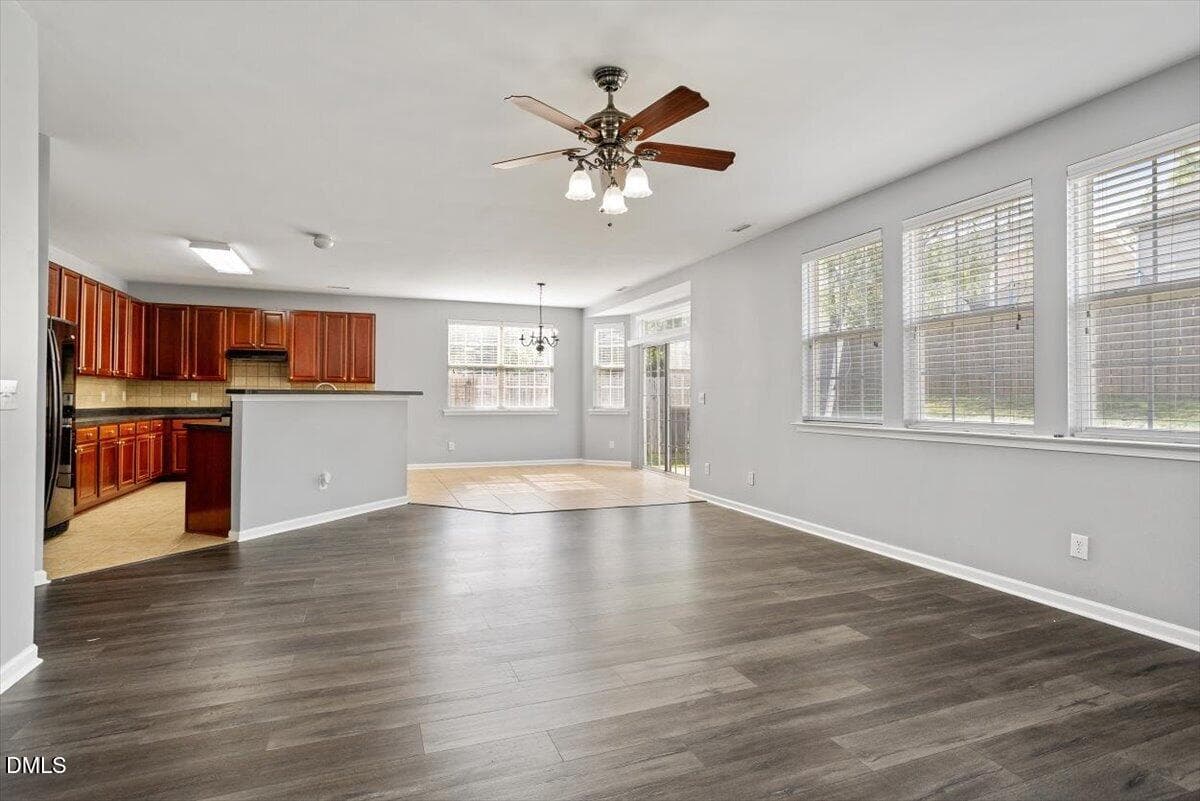 18-205 Amacord Way [3047892]_17 - 205 Amacord Way, Holly Springs, NC 27540, Holly Springs
