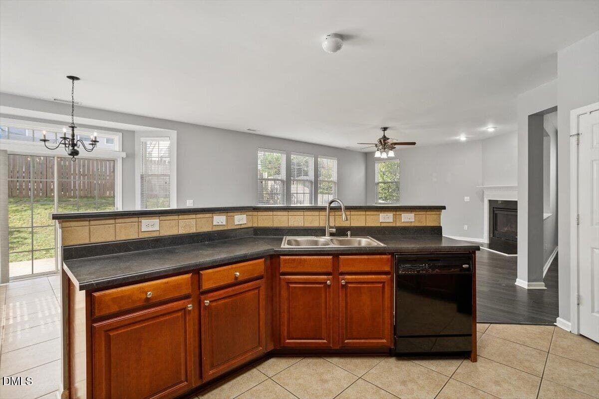 21-205 Amacord Way [3047892]_20 - 205 Amacord Way, Holly Springs, NC 27540, Holly Springs