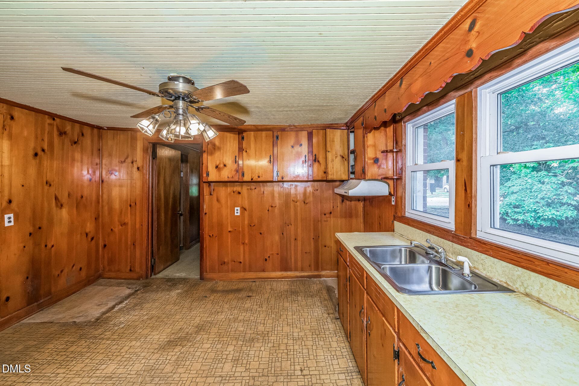 listing_9 - 408 Walker Street, Roxboro, NC 27573