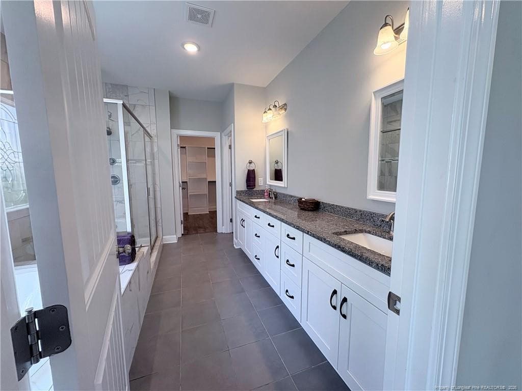 Photo 25 - 2950 Cragburn Place, Fayetteville, NC 28306, Fayetteville