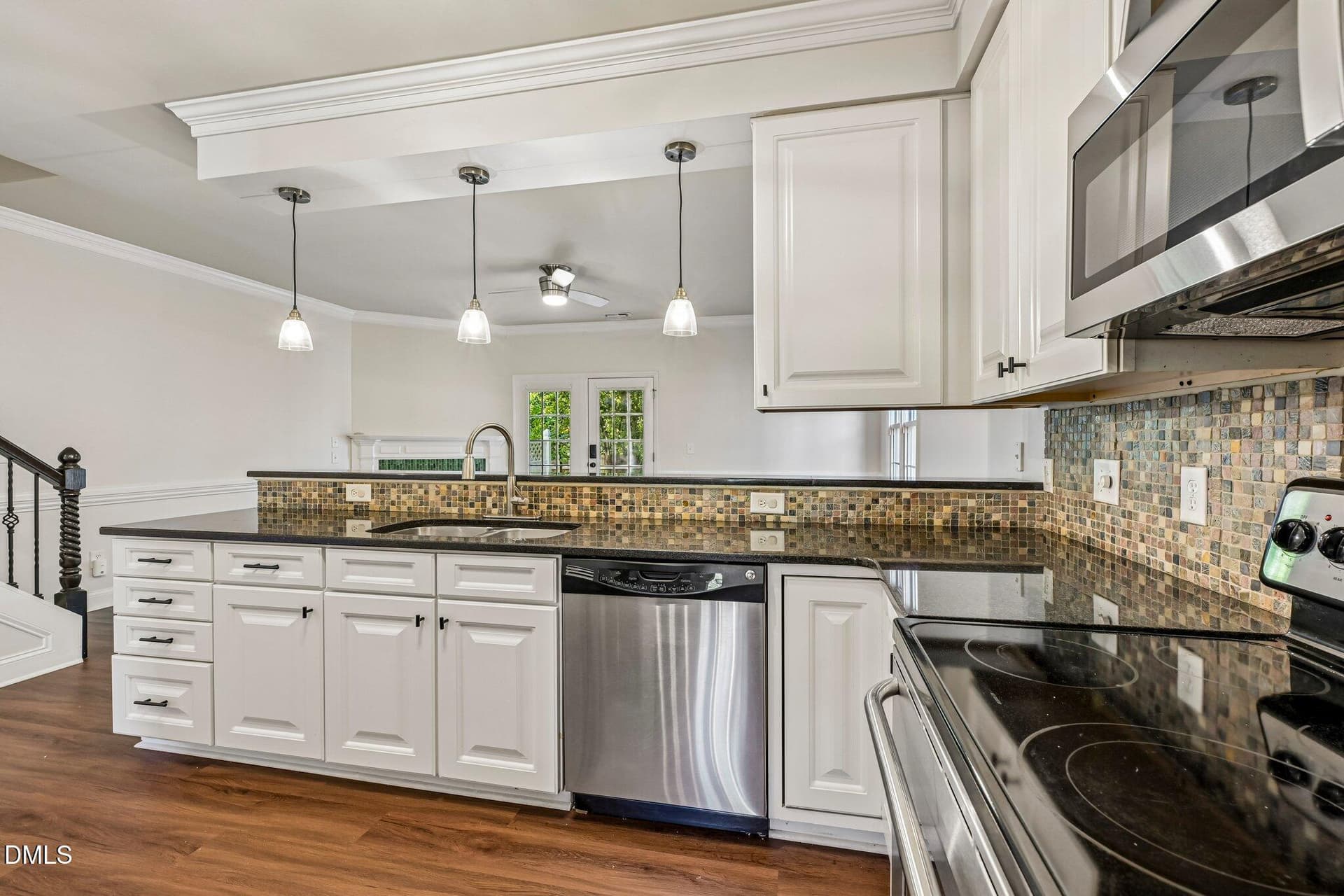 12-web-or-mls-Old Grove Ln-S0509-012 - 128 Old Grove Lane, Apex, NC 27502