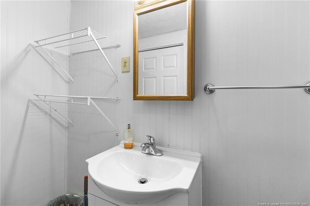 Photo 28 - 16401 Lakeshore Drive, Wagram, NC 28396