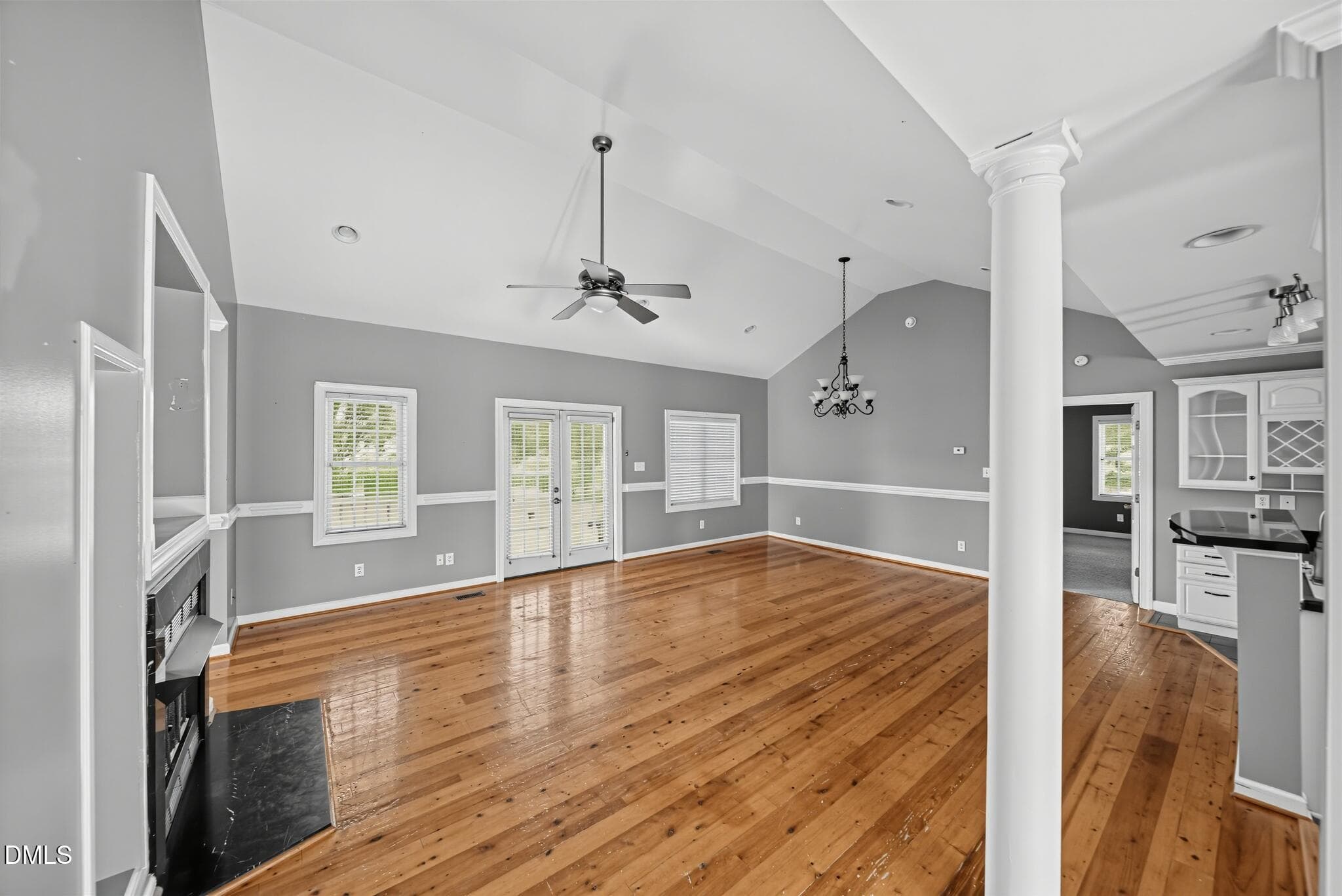02_1108_Greenmeade_Ct-Living_room-0112 - 1108 Greenmeade Court, Greenville, NC 27858