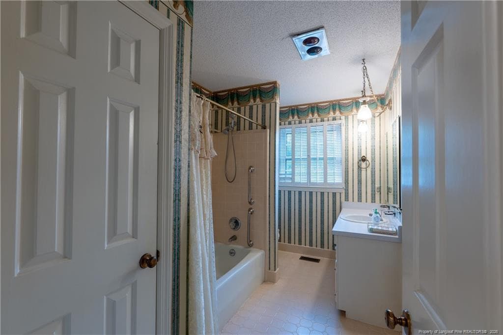 Hall bathroom - 1813 Purdue Drive, Fayetteville, NC 28304, Fayetteville