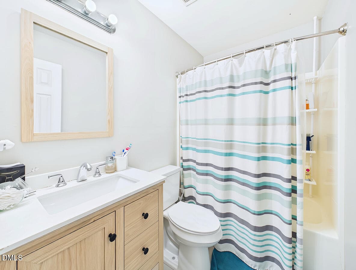 Guest Bathroom - 3790 Burtons Barn Street, Raleigh, NC 27610, Raleigh