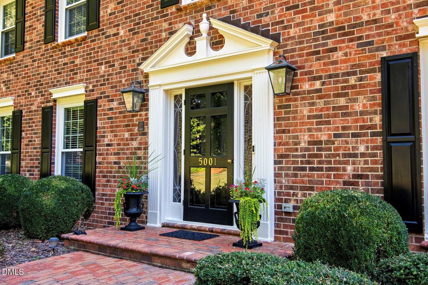 1032-Web Ready-NCR_1744-HDR - 5001 Edinborough Road, Greensboro, NC 27406