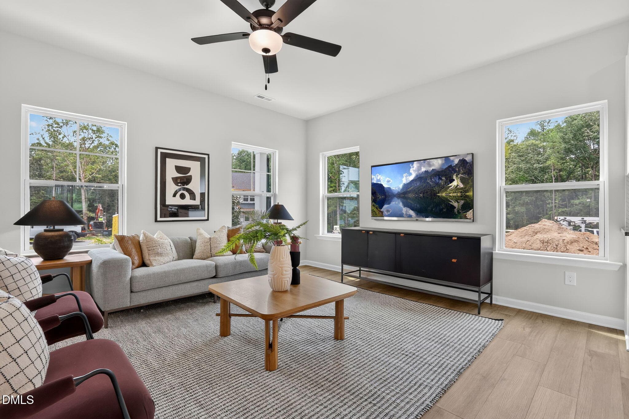 Photo of Similar - 207 Eagle Rock Drive, Lillington, NC 27546