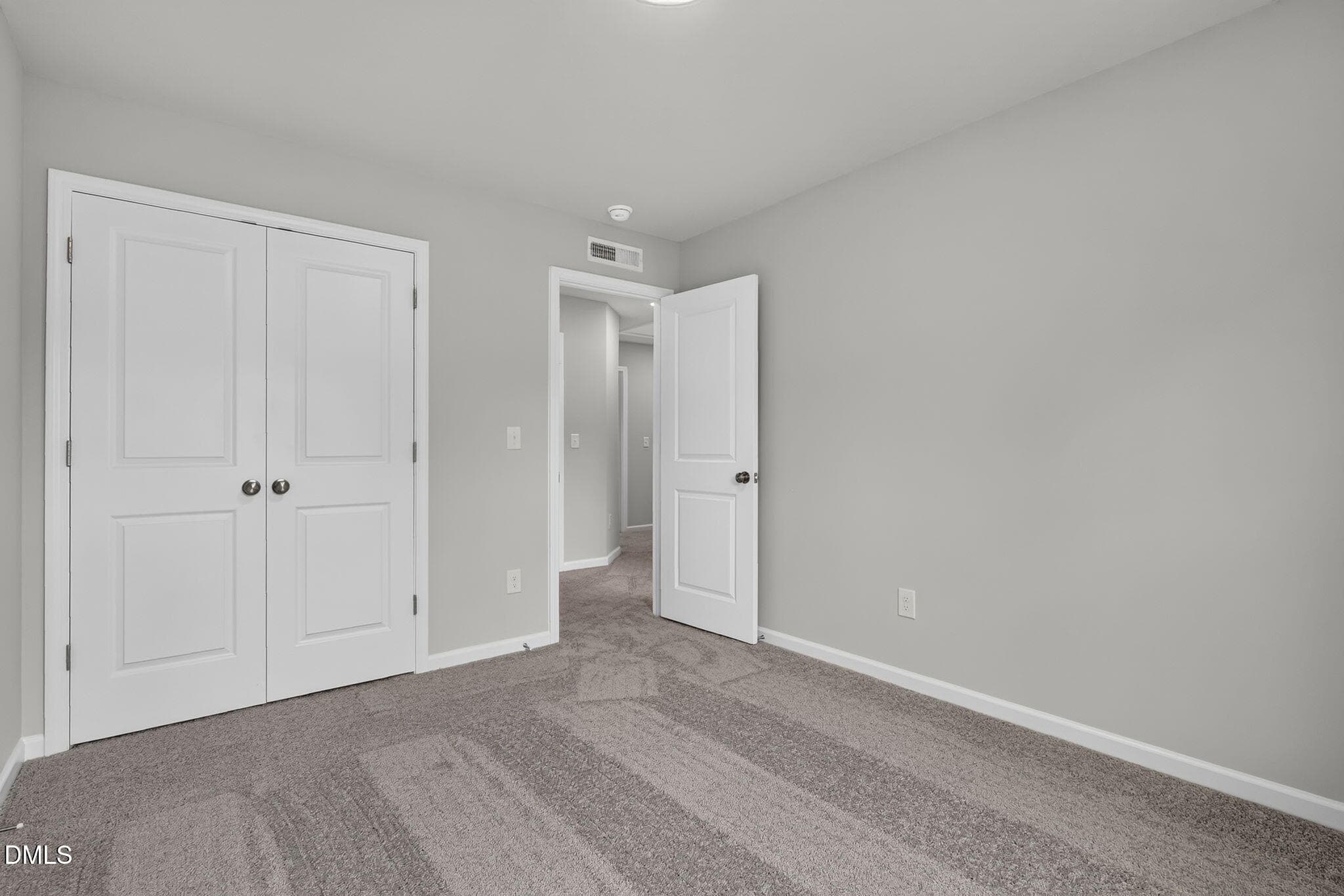 Photo of Similar - 207 Eagle Rock Drive, Lillington, NC 27546