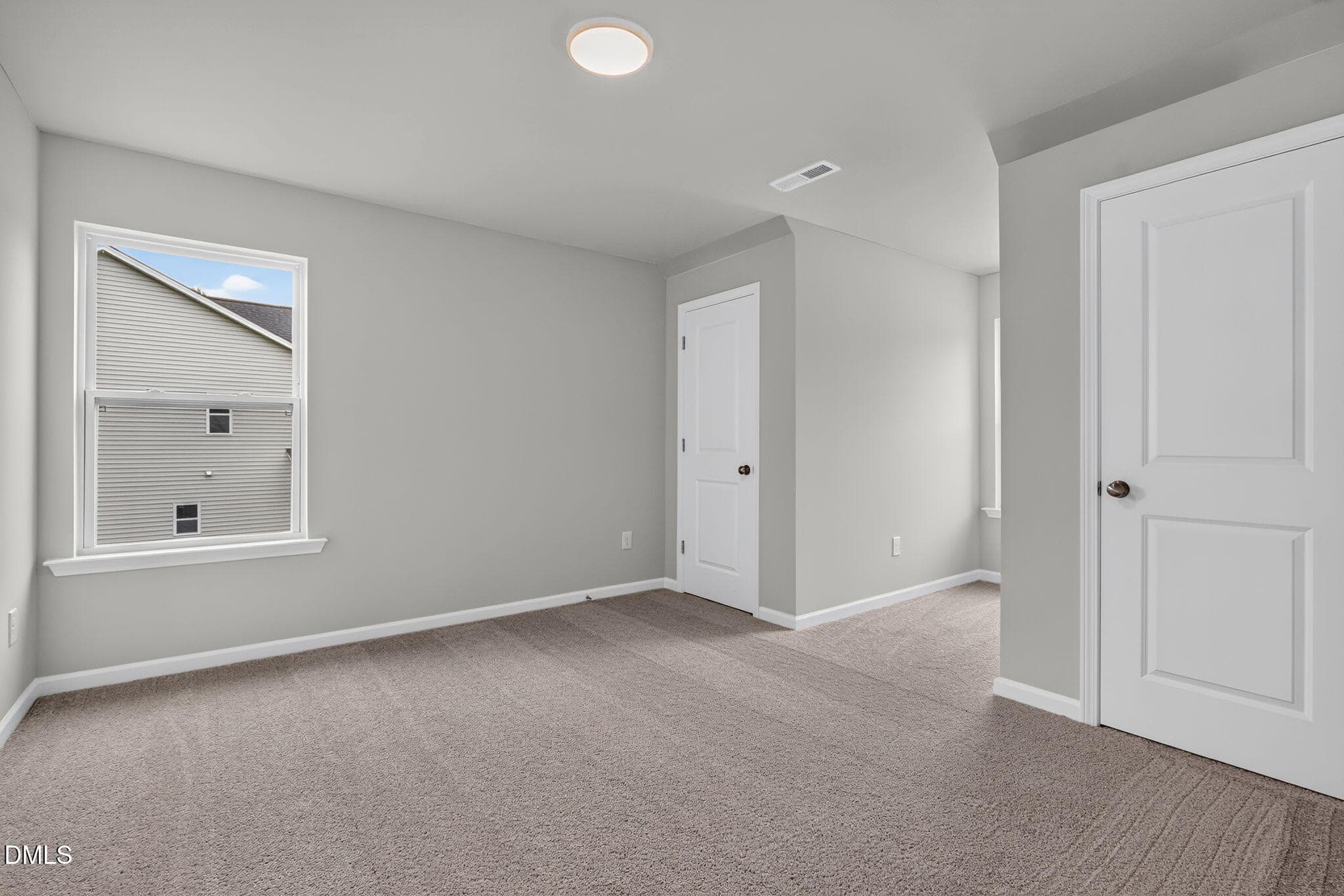 Photo of Similar - 207 Eagle Rock Drive, Lillington, NC 27546