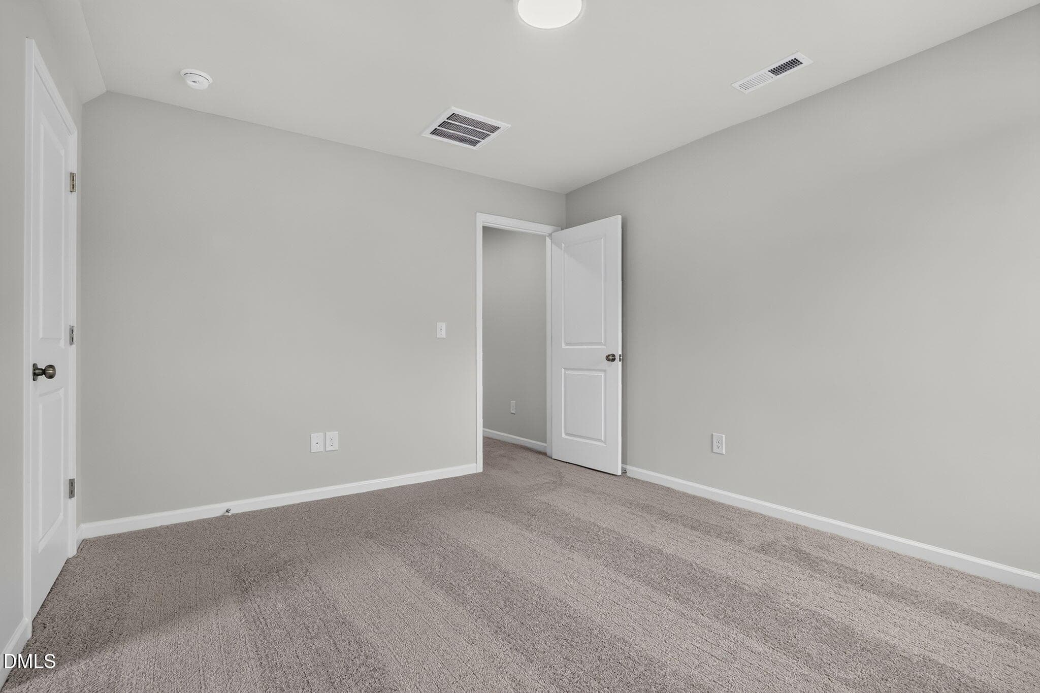 Photo of Similar - 207 Eagle Rock Drive, Lillington, NC 27546