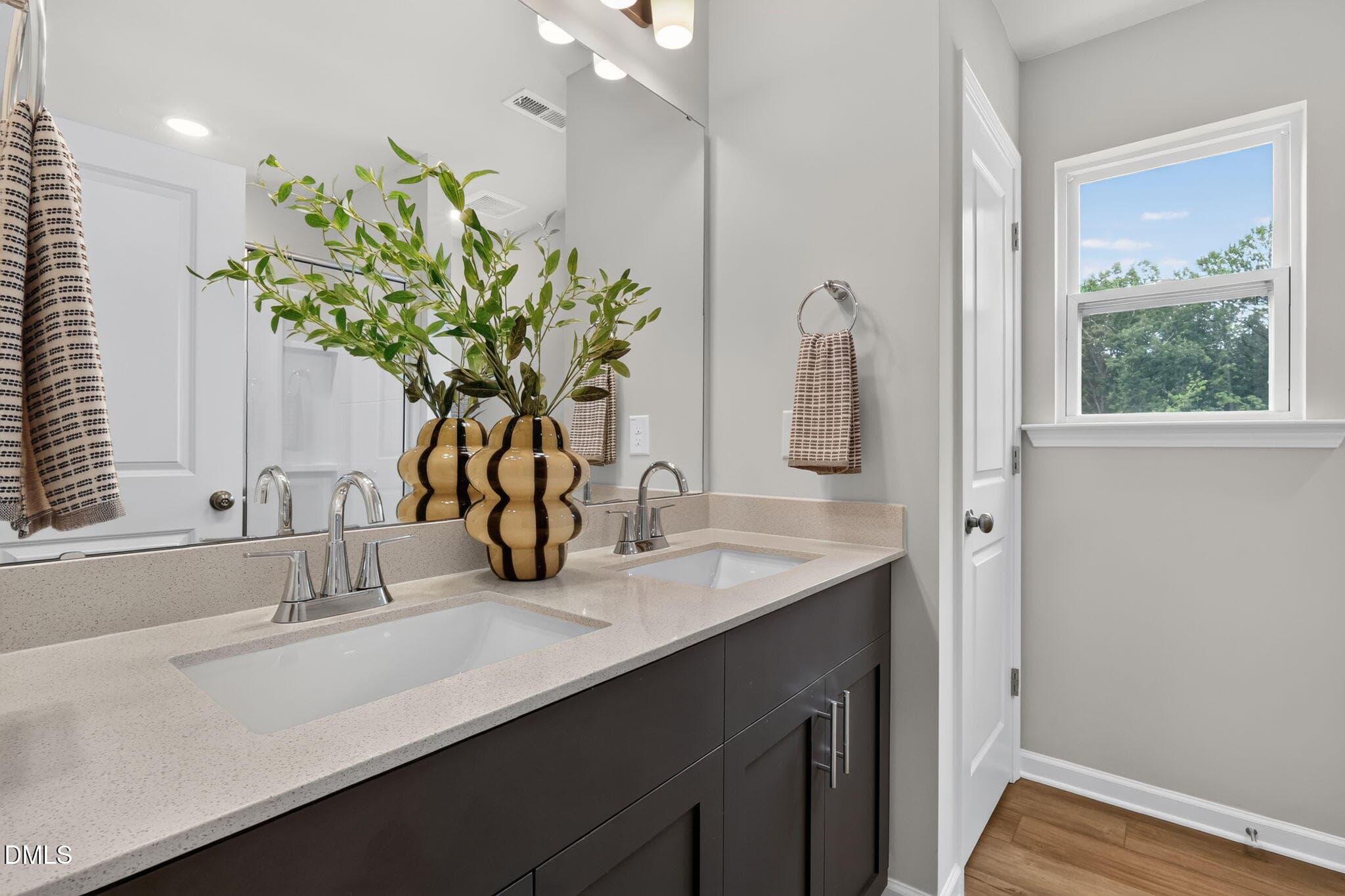 Photo of Similar - 207 Eagle Rock Drive, Lillington, NC 27546
