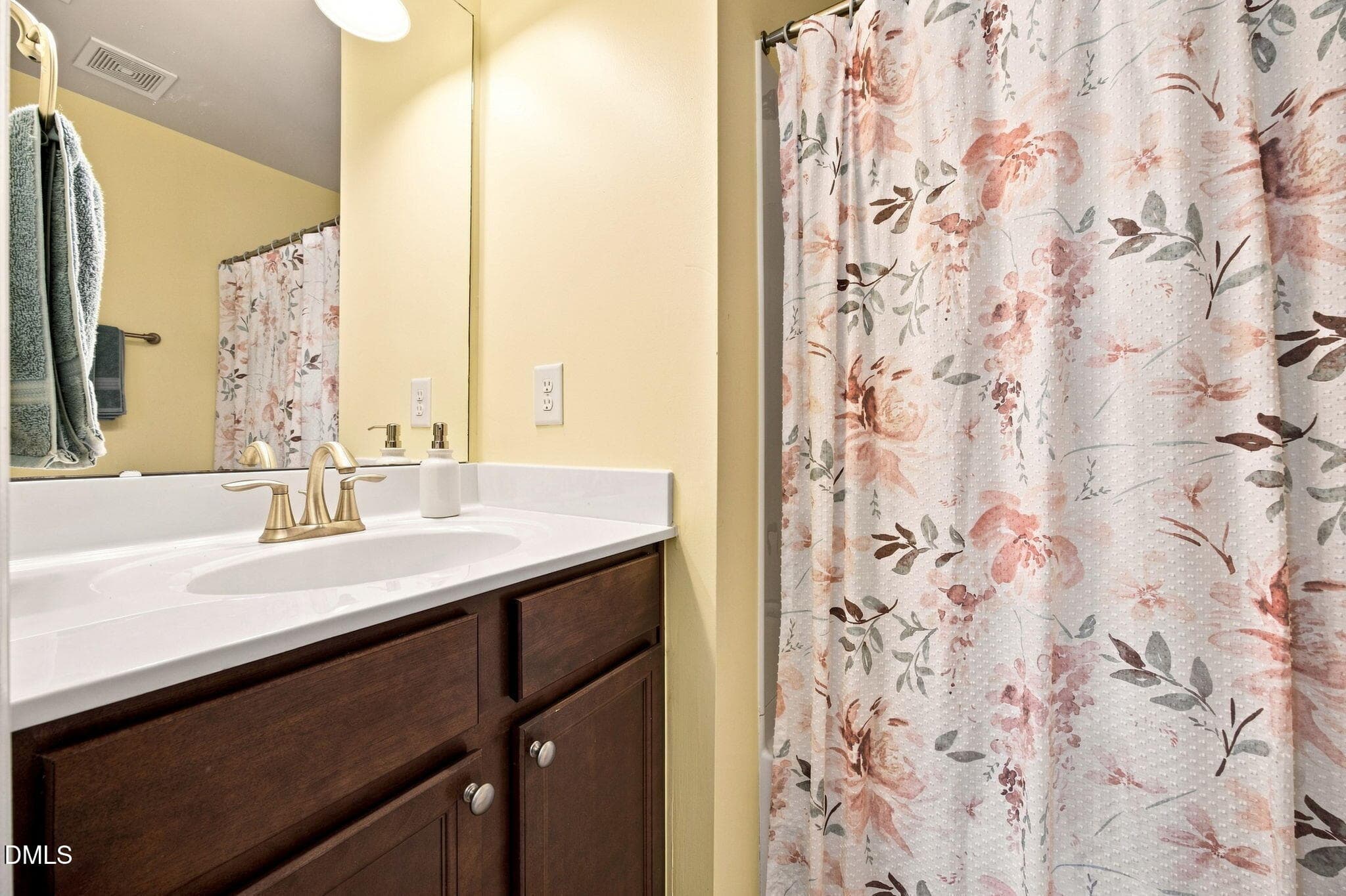 32-web-or-mls-IMG_4477 - 8505 Quarton Drive, Raleigh, NC 27616, Raleigh