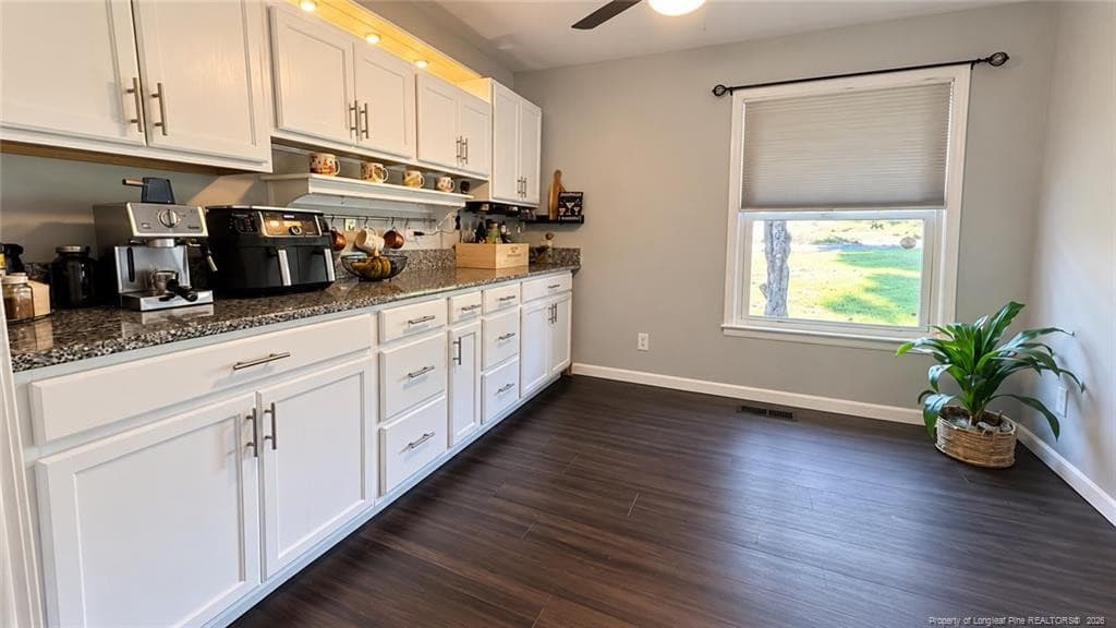 Photo 6 - 1916 Paisley Avenue, Fayetteville, NC 28304, Fayetteville
