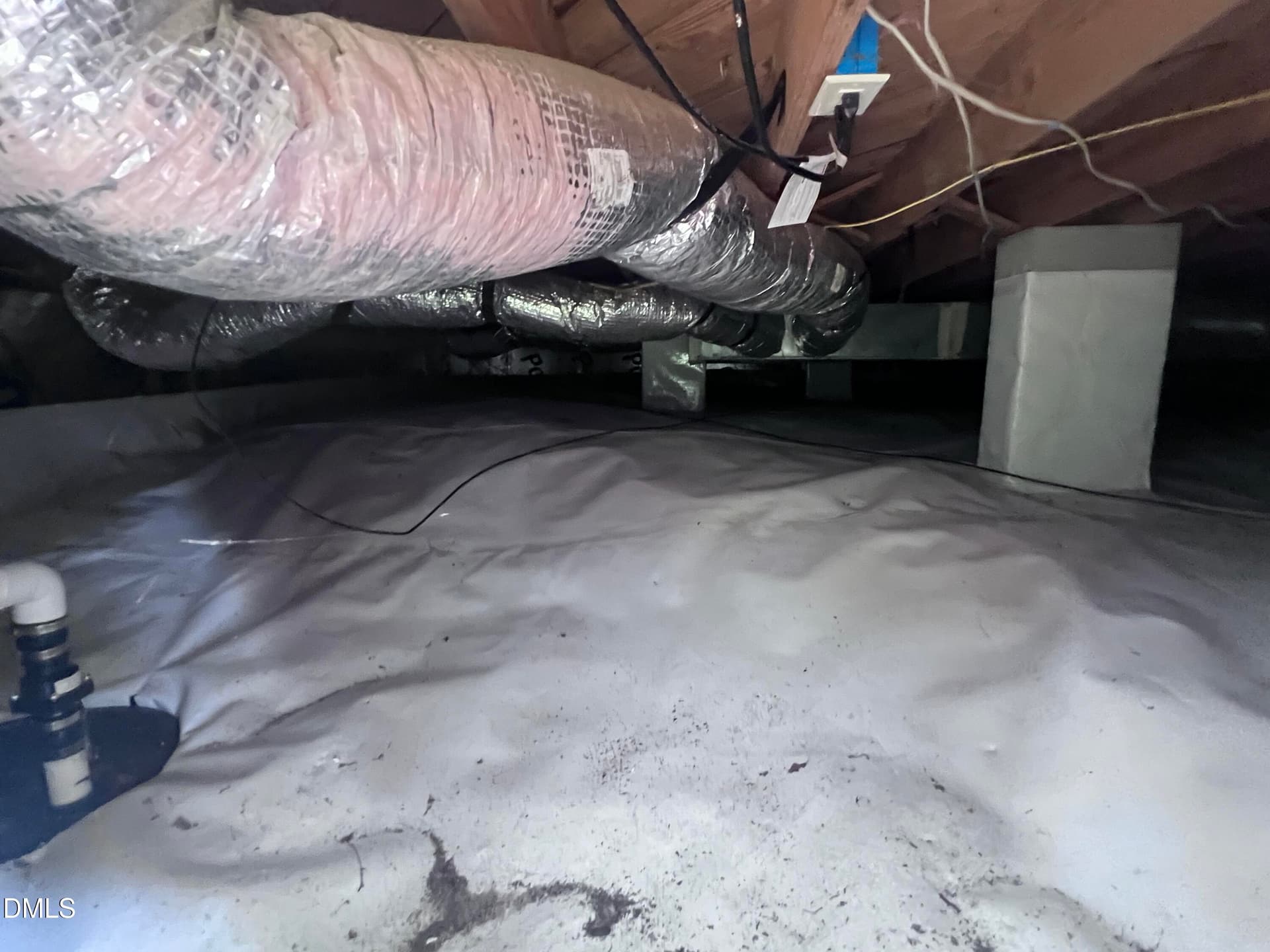Crawlspace - 125 Booth Avenue, Henderson, NC 27536