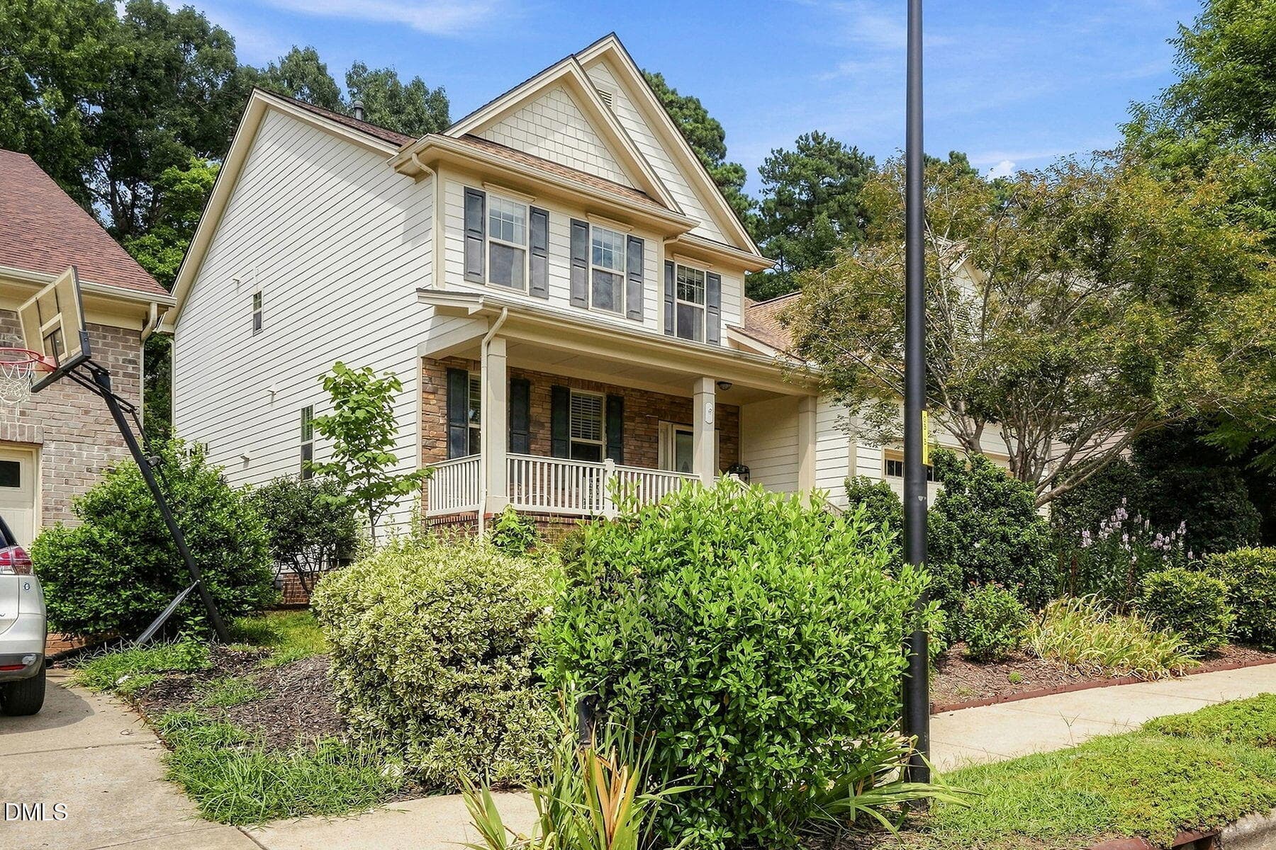 3-web-or-mls-202_Brairfield_Dr_3 - 202 Briarfield Drive, Apex, NC 27502